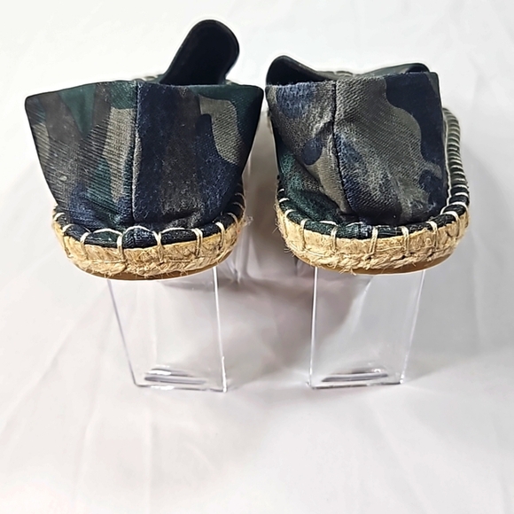 Asos Camouflage Flats/Loafers Size 5 - Picture 4 of 7